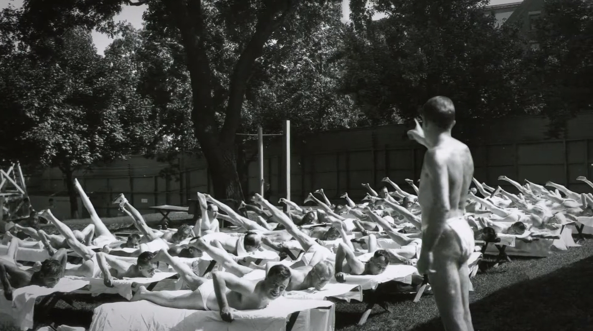 2108_PatientsSunbath